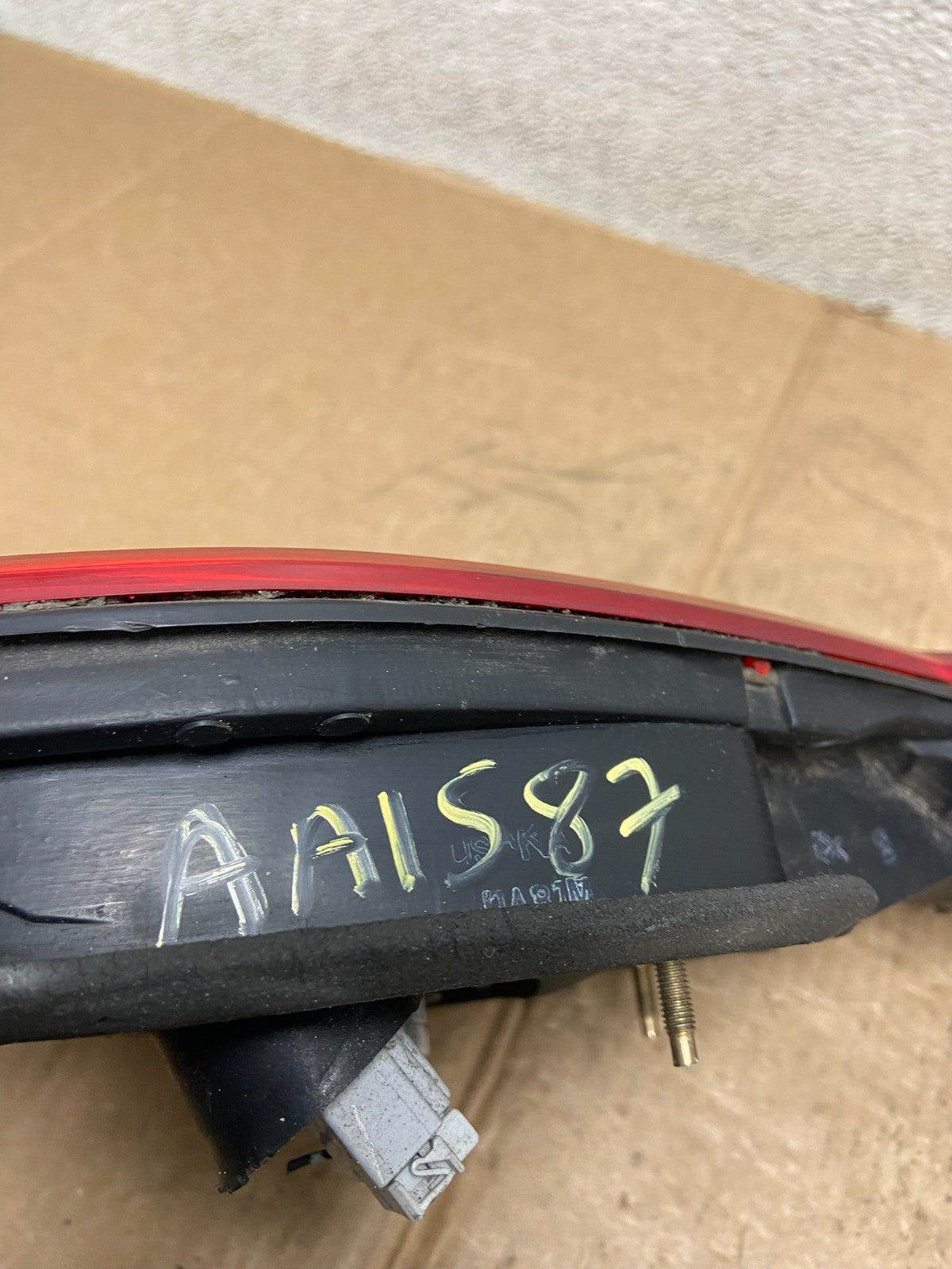 1998 to 2000 Honda Accord Right Passenger Side Inner Tail Light OEM AA1587 DW6