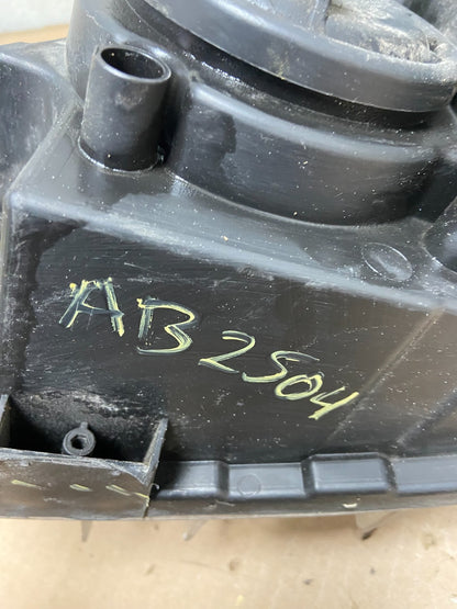 2014 to 2017 Mercedes Sprinter Headlight Right Passenger Halogen Oem AB2504 DG13