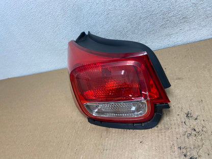 No Led 2013 - 2015 Chevrolet Malibu Left Driver LH Side Tail Light AG2273 LK1