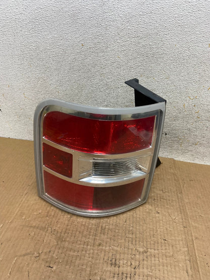 2009 to 2011 Ford Flex Left Driver LH Side Tail light AI6775 LK0