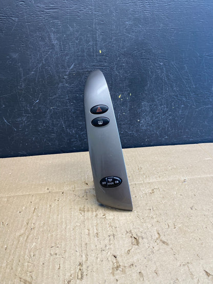 2004 to 2010 Toyota Sienna Right Side Radio Switches Bezel Trim AC9120 DG0