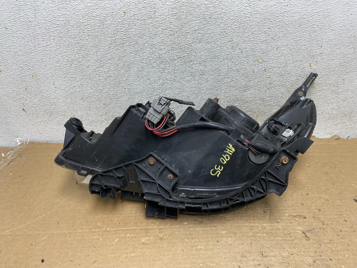 2009 - 2013 Subaru Forester Right Passenger Side Halogen Headlight AH9035 DW6