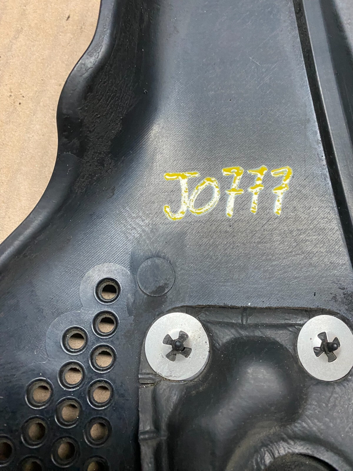 2006 to 2010 Hyundai Azera Sonata 3.3 V6 Engine Motor Shield Cover OEM J0777 DG19
