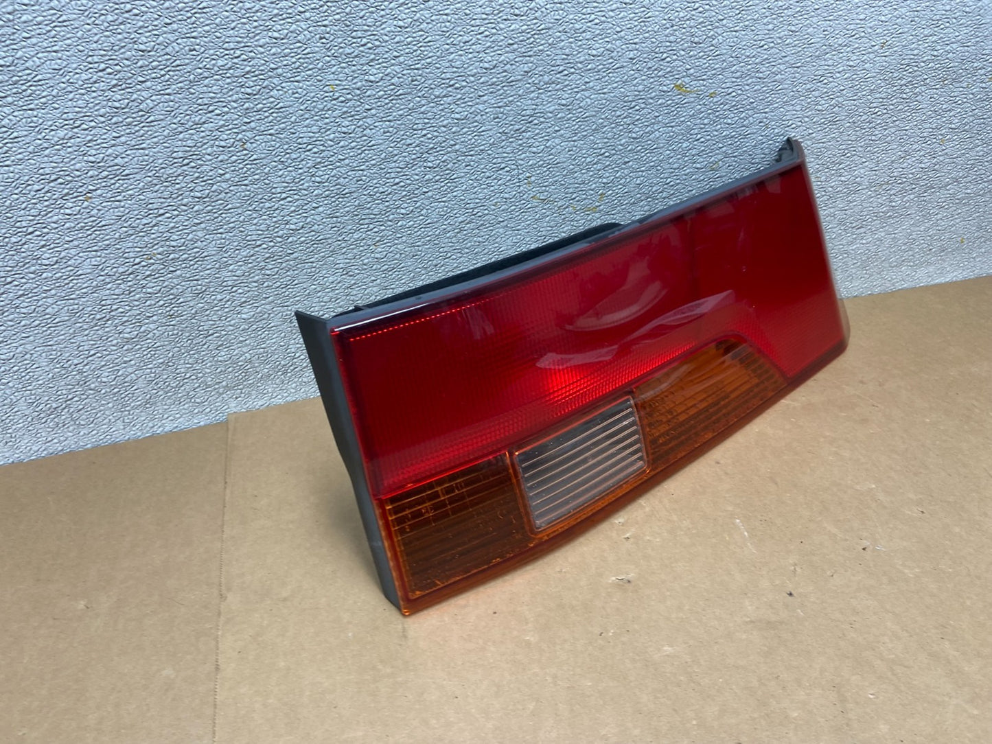 1999 2000 2001 Honda Odyssey Left Driver LH Tail Light Inner Oem Z6601 DW2
