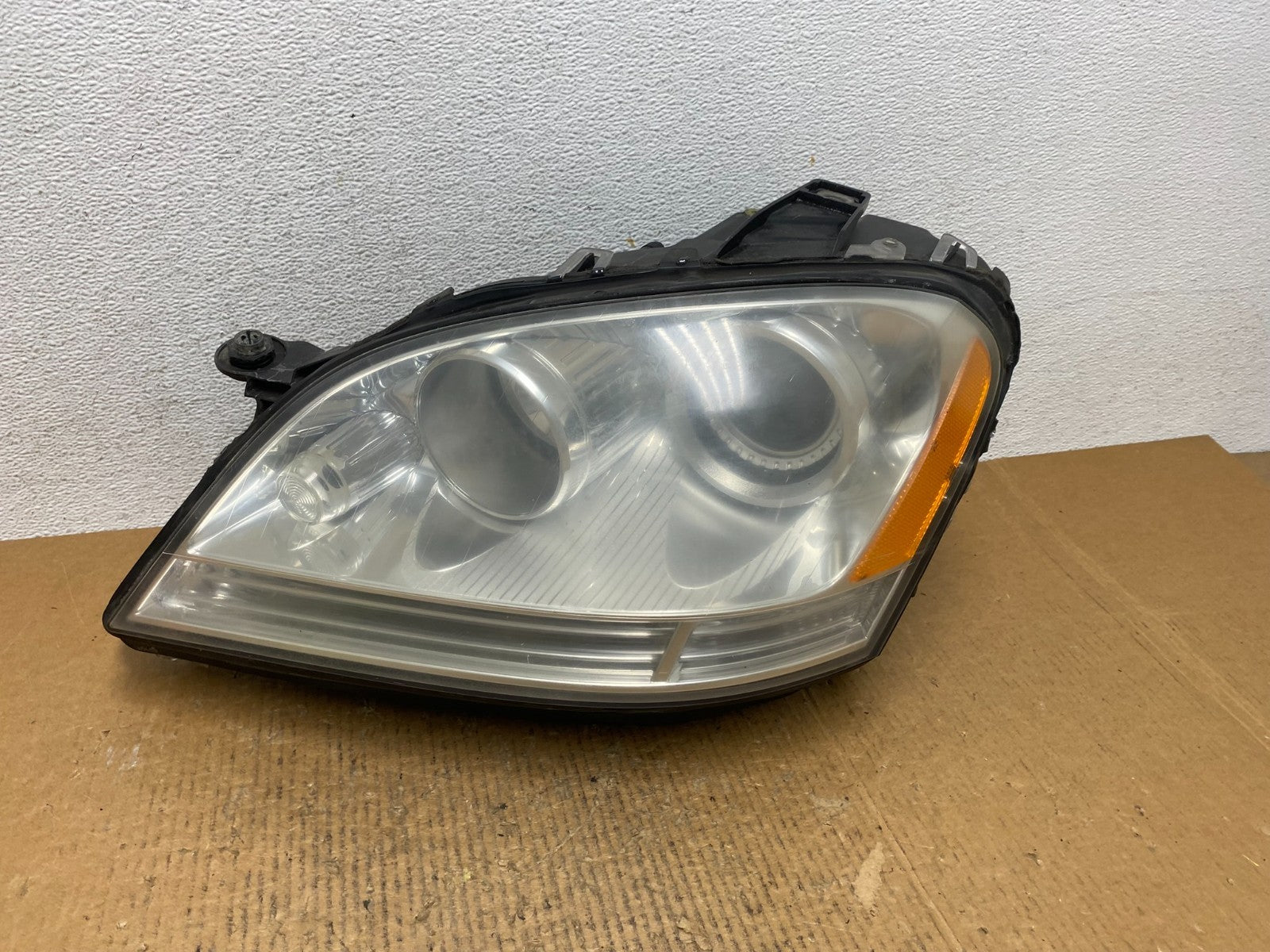 XENON 2006-2009 Mercedes-Benz ML-Class Headlight Left Driver LH AE1435 DW0