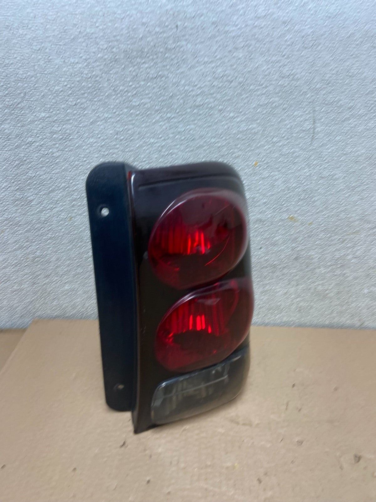 2002 to 2009 Chevrolet Trailblazer Right Passenger Rh Tail Light AB2393 LK2
