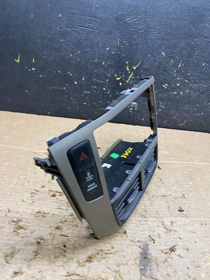 2006-2008 Honda Pilot Center Dash Radio Screen Display Trim Bezel X1598 DG1