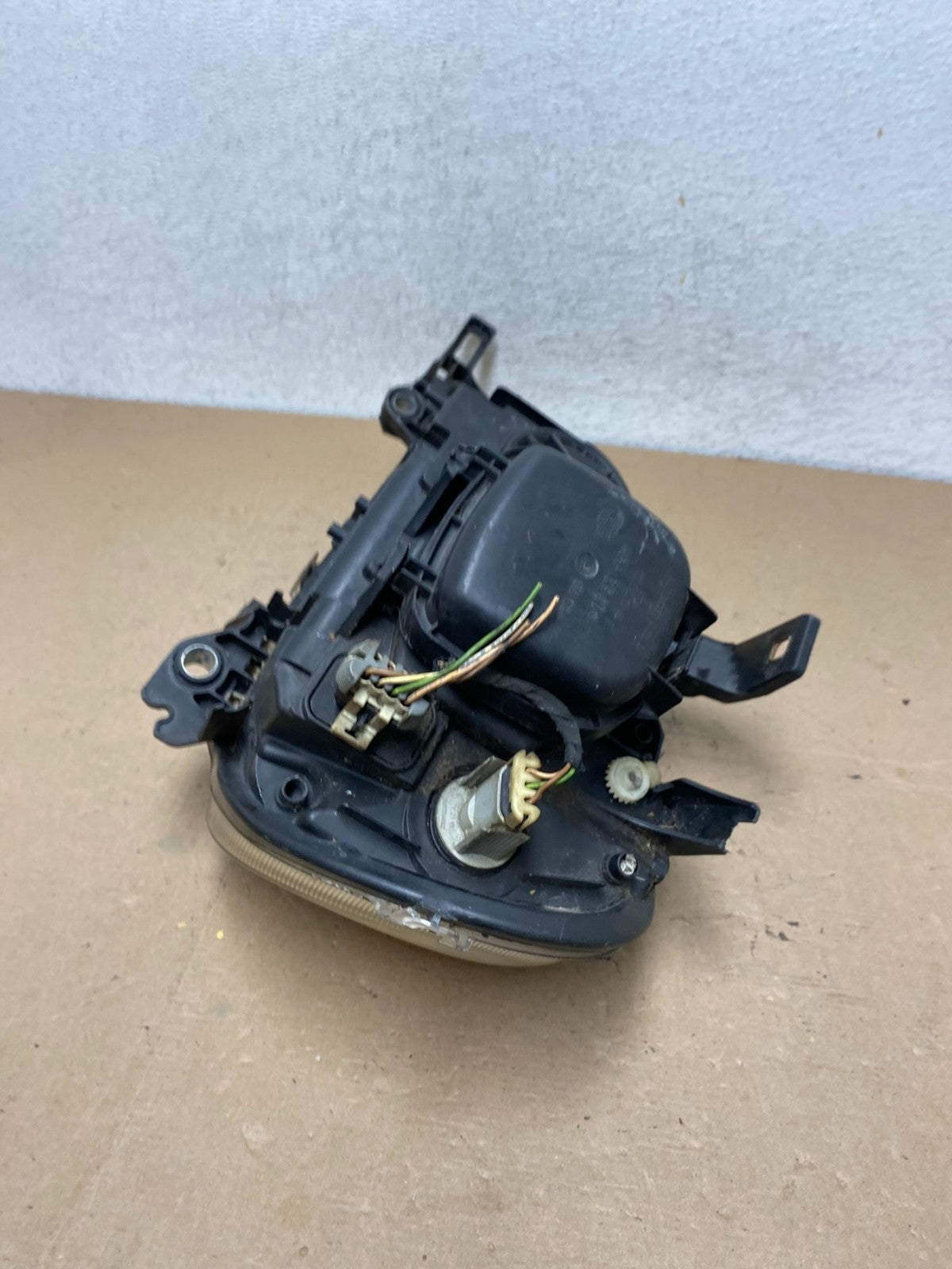 2002 - 2005 Mercedes ML ML350 ML500 Right Passenger Halogen Headlight AF4635 DW7