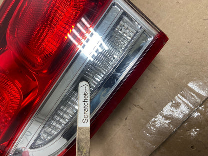 2016 2017 2018 Kia Sorento Right Passenger RH Inner Tail Light AE5055 LK3