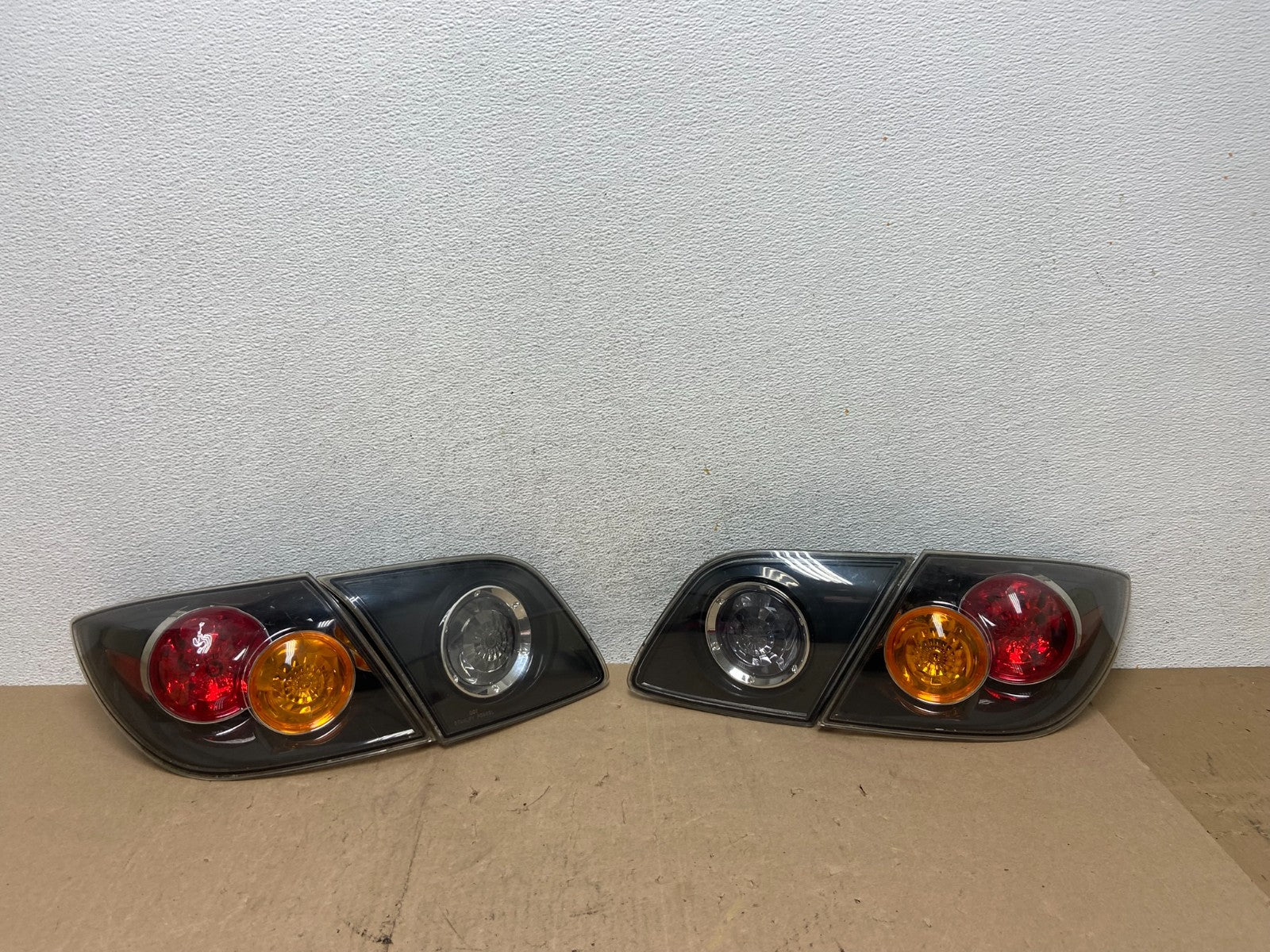 2004 2005 2006 Mazda 3 Hatchback Left+Right Side Tail Lights AE6835 DW0