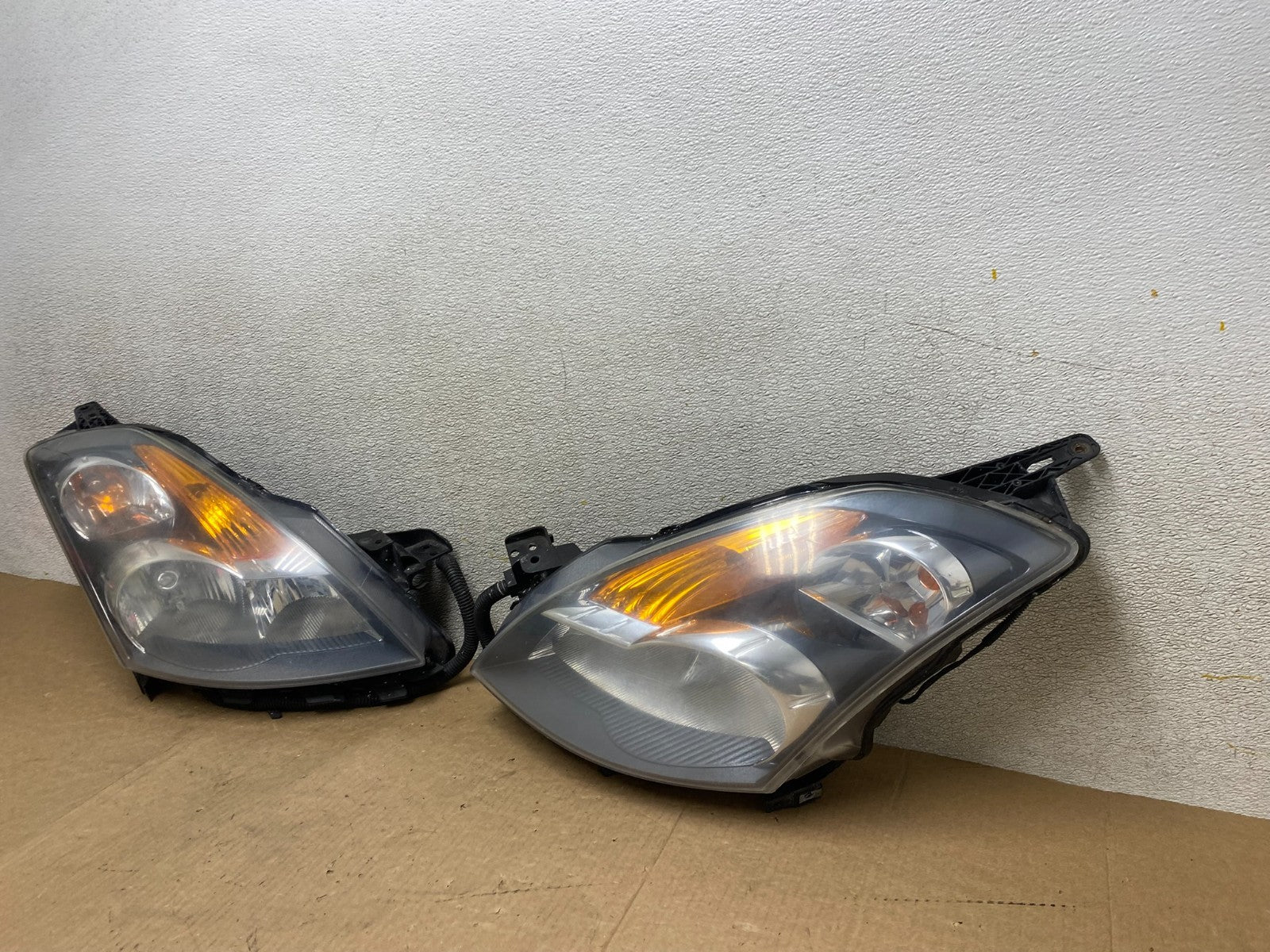 Sedan 2007 2008 2009 Nissan Altima Left+Right Set Headlights W8638 DW1
