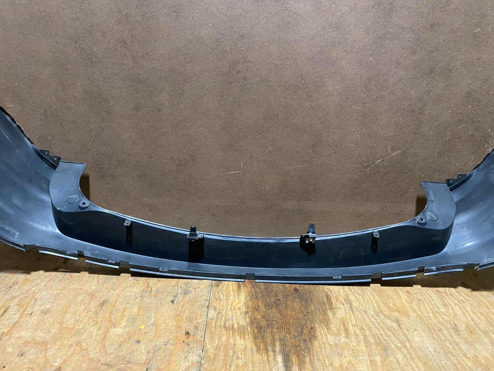 2016 to 2017 Ford Explorer Rear Upper Bumper Cover T6880 PS8