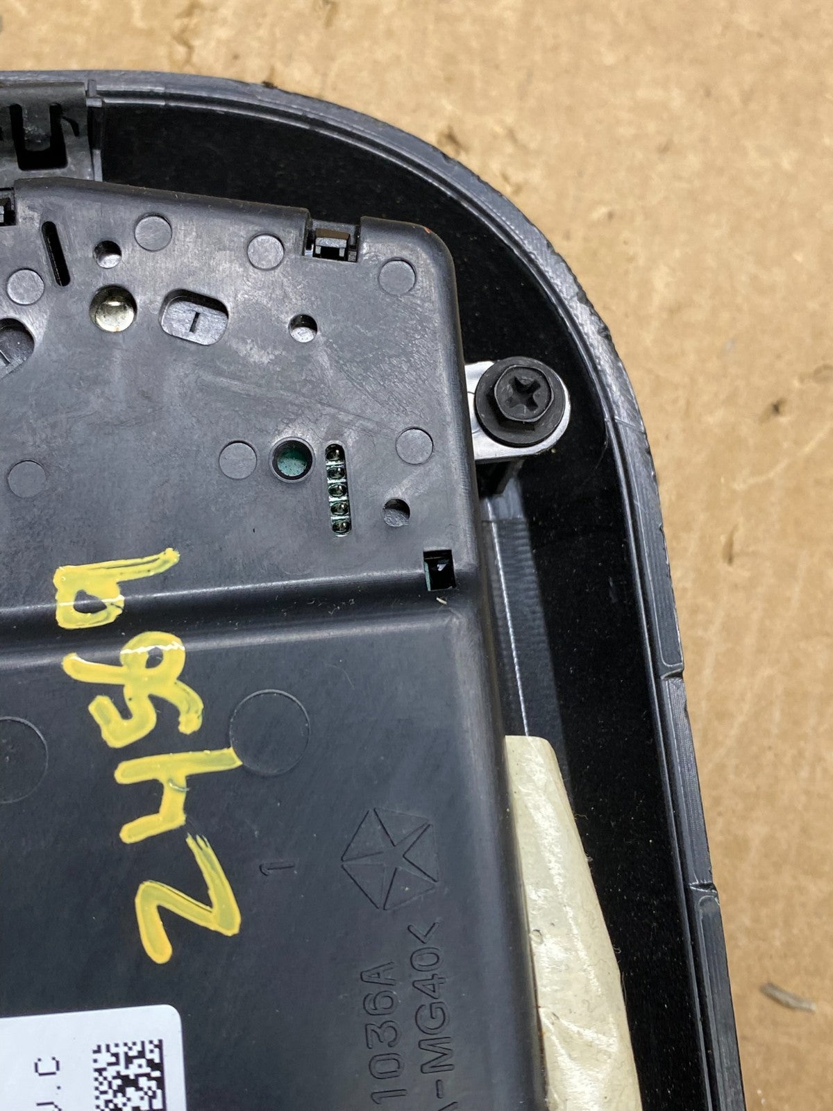 2011 to 2017 Jeep Compass Dash Climate Temperature Control Radio Bezel Z4569 DG6