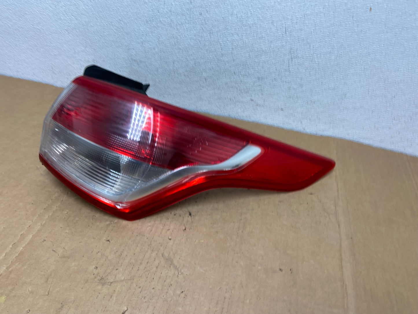 2013 to 2016 Ford Escape Right Passenger RH Side Tail Light AC8490 DW1