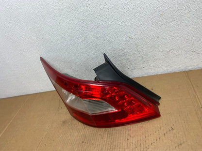 2009 2010 2011 Nissan Maxima Left Driver Lh Side Tail light AD0951 LK1