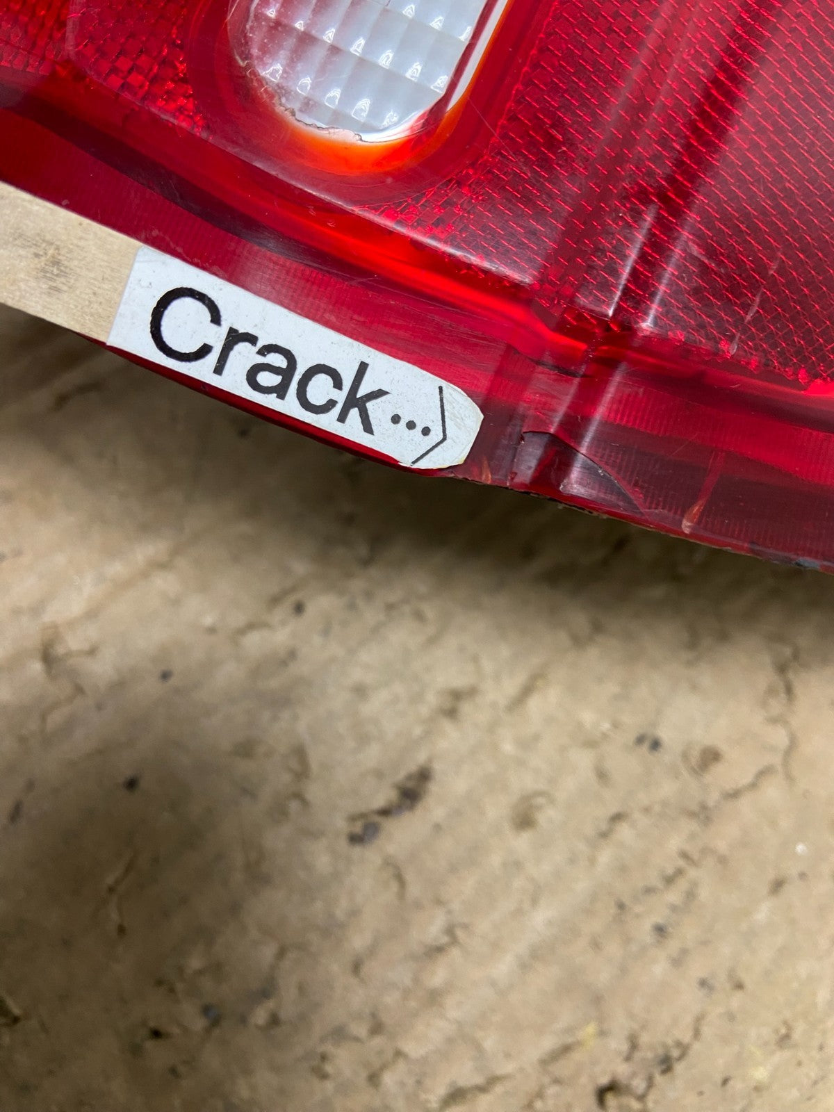 1995 to 1998 Ford Windstar Tail Light Right Passenger RH Side AA8254 LK4
