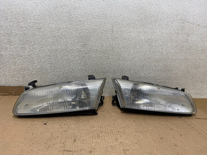 1997 1998 1999 Toyota Camry Left+Right Side Set Halogen Headlights U8612 DW0