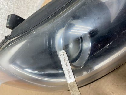 2017 to 2020 Hyundai Elantra Right Passenger Headlight AH9522 DG5