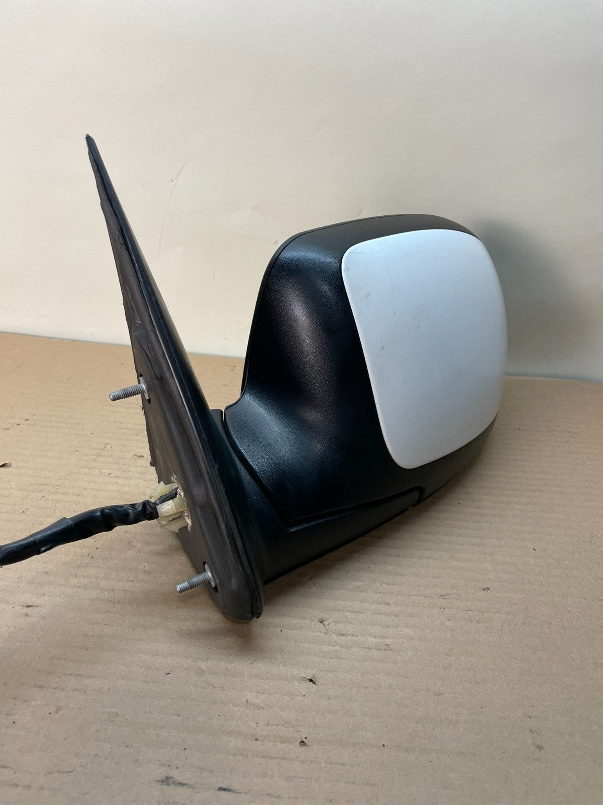 2003 to 2006 Gmc Yukon Left Driver LH Turn Signal View Door Mirror AH8695 DG1