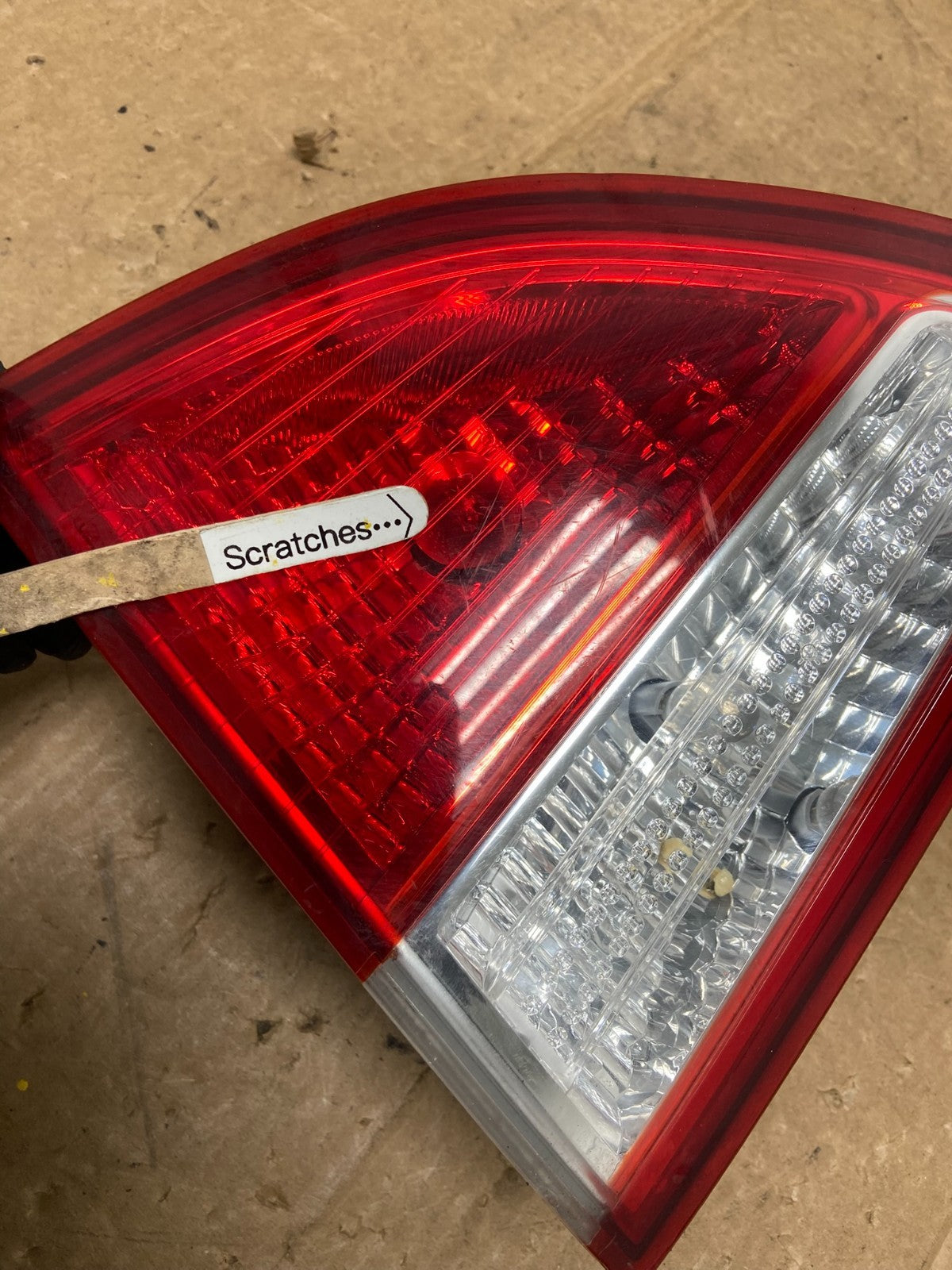 2007 to 2012 Hyundai Veracruz Right Passenger RH Inner Tail Light OEM AA2600 DW3