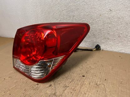 2011 2012 2013 2014 Chevrolet Cruze Right Passinger RH Side Tail Light AG8088 LK2