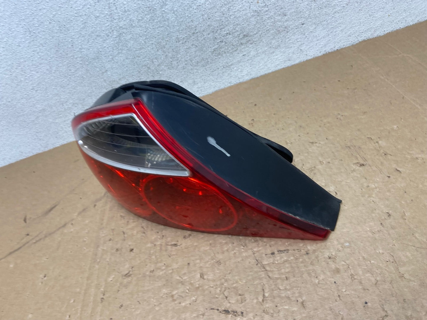 2000 to 2004 Jaguar S-Type Left Driver LH Side Tail Light AG1251 LK1
