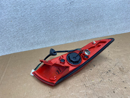 2003 to 2008 Infiniti FX35 FX45 Right Passenger RH Side Tail Light V5176 DW5