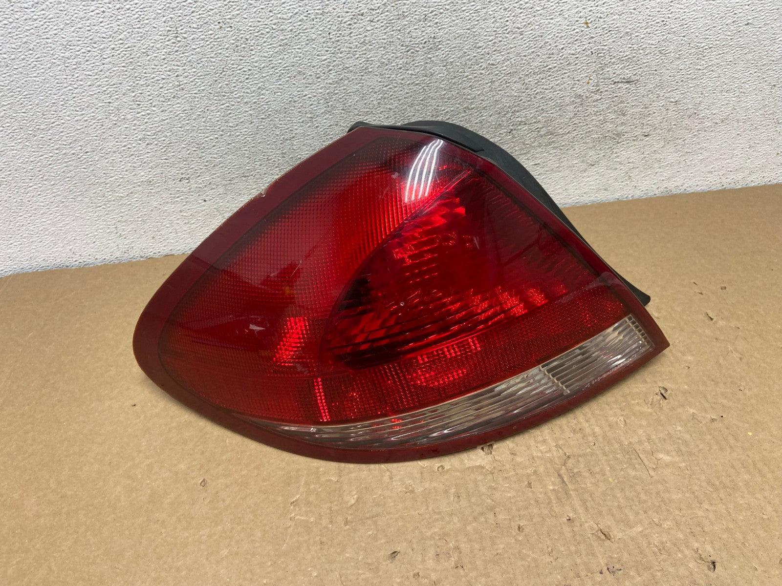 2004 2005 2006 2007 Ford Taurus Left Driver LH Side Tail Light AF7421 LK0
