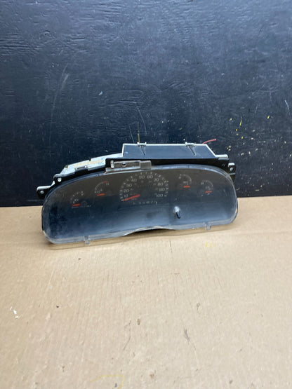 2001 - 2002 Ford Econoline E250 E350 Van Speedometer Instrument Cluster t4412 DG0
