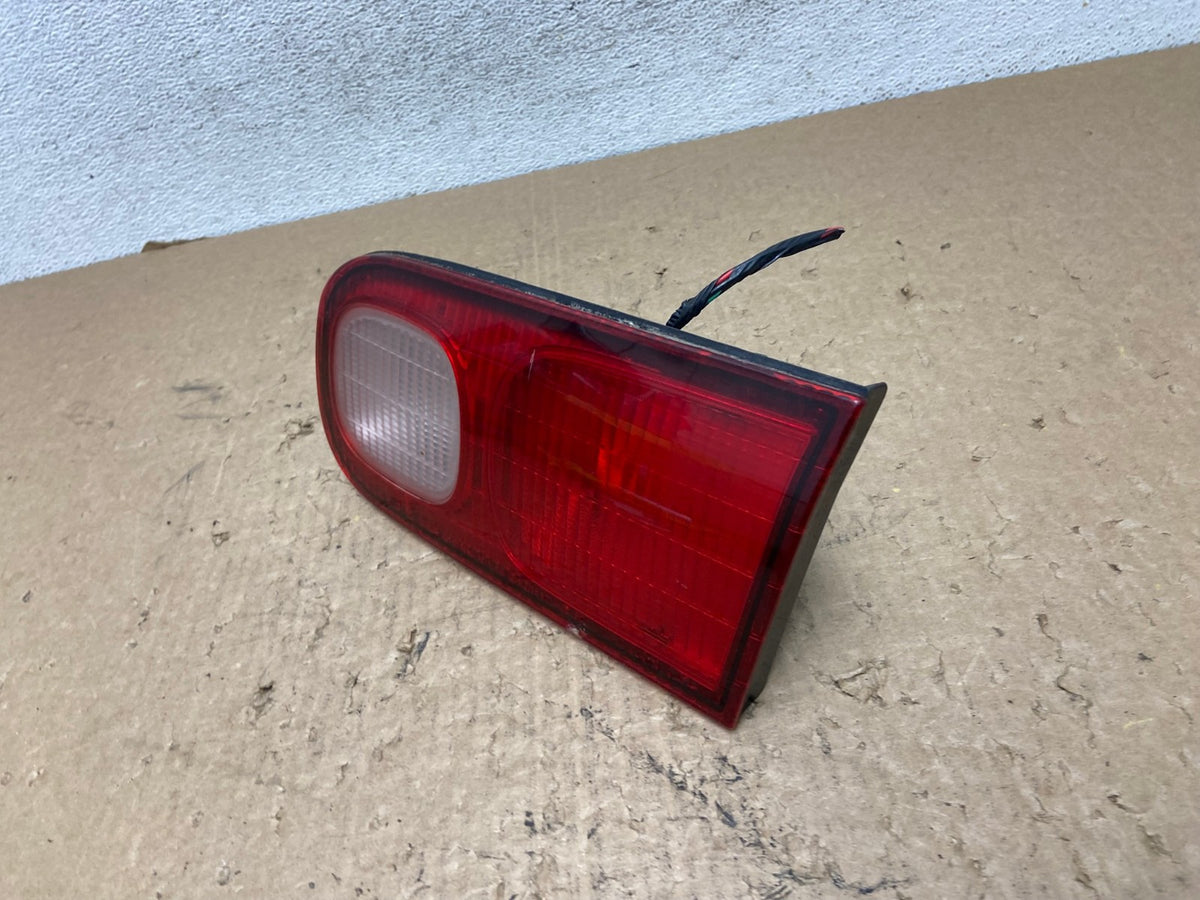 1998 to 2001 Acura Integra Right Passenger RH Side Inner Tail light AF8171 LK1