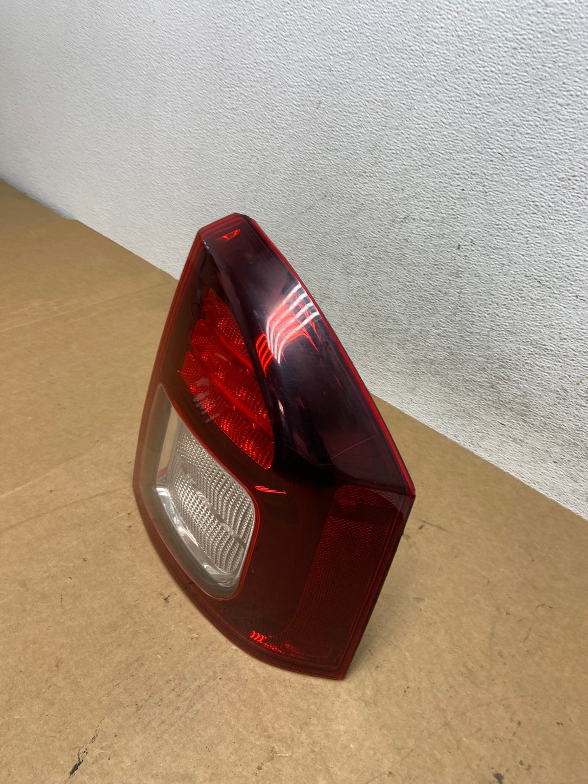 2014 - 2017 Jeep Compass Right Passenger Side Tail Light AE3104 LK1