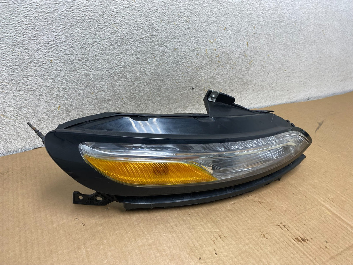 2014 - 2018 Jeep Cherokee Right Passenger RH Side LED Headlight AI6920 DW2