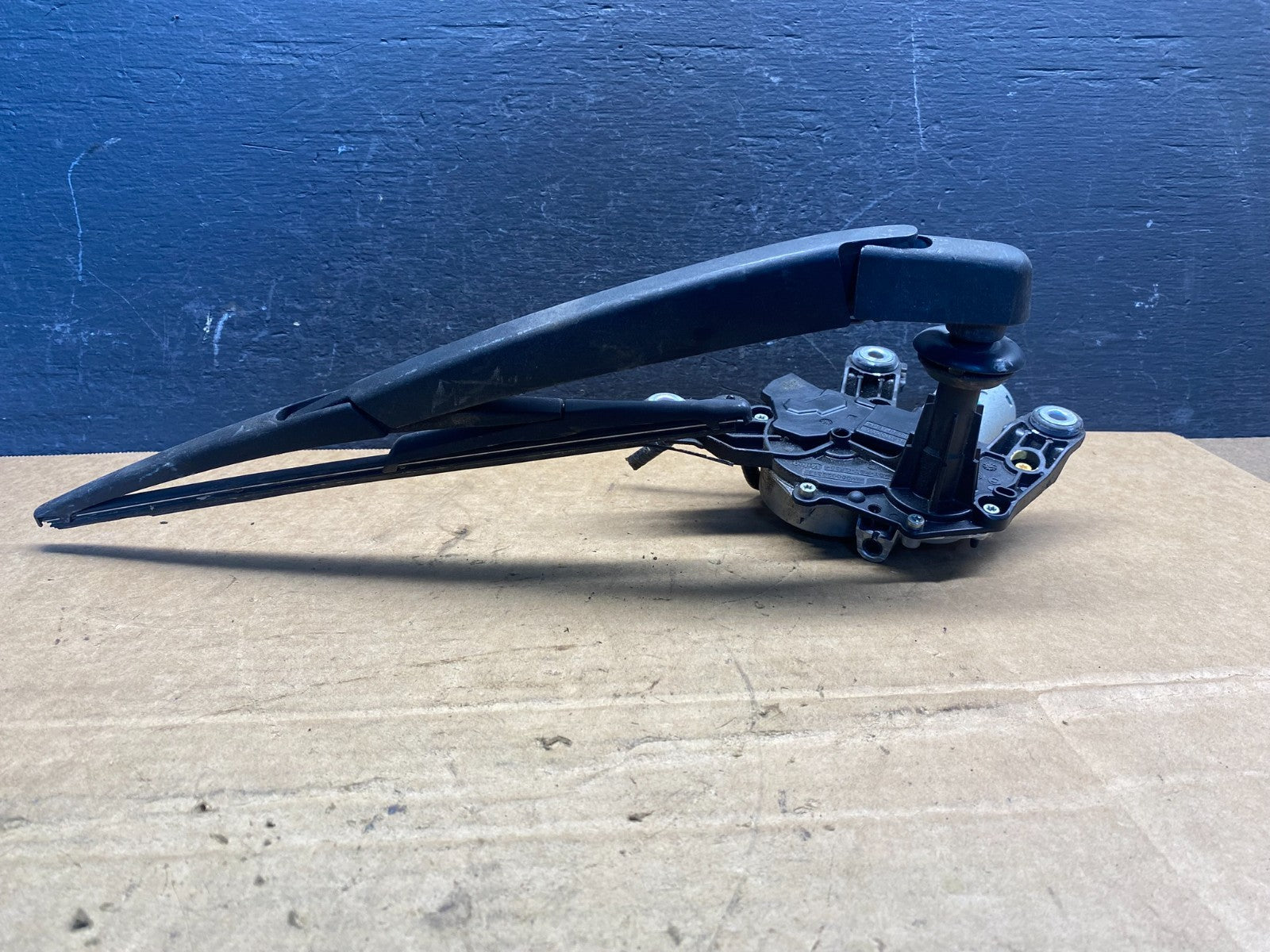 2004-2010 Infiniti QX60 Rear Liftgate Back Window Wiper Motor ad7425 DG3