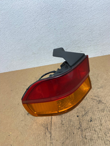 1999 2000 2001 Honda Odyssey Left Driver LH Side Tail Light OEM AC3734 LK2