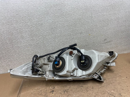 2010 - 2011 Toyota Camry Right Passenger RH Halogen Headlight Oem AA9698 DW4