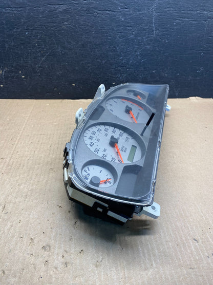 2001 to 2004 Nissan Xterra Cluster Speedometer AE7617 PS1