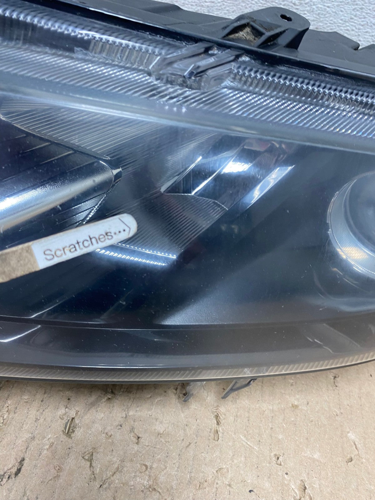 2010 2011 2012 Ford Fusion Left Driver LH Side Headlight Halogen AE8798 LK3