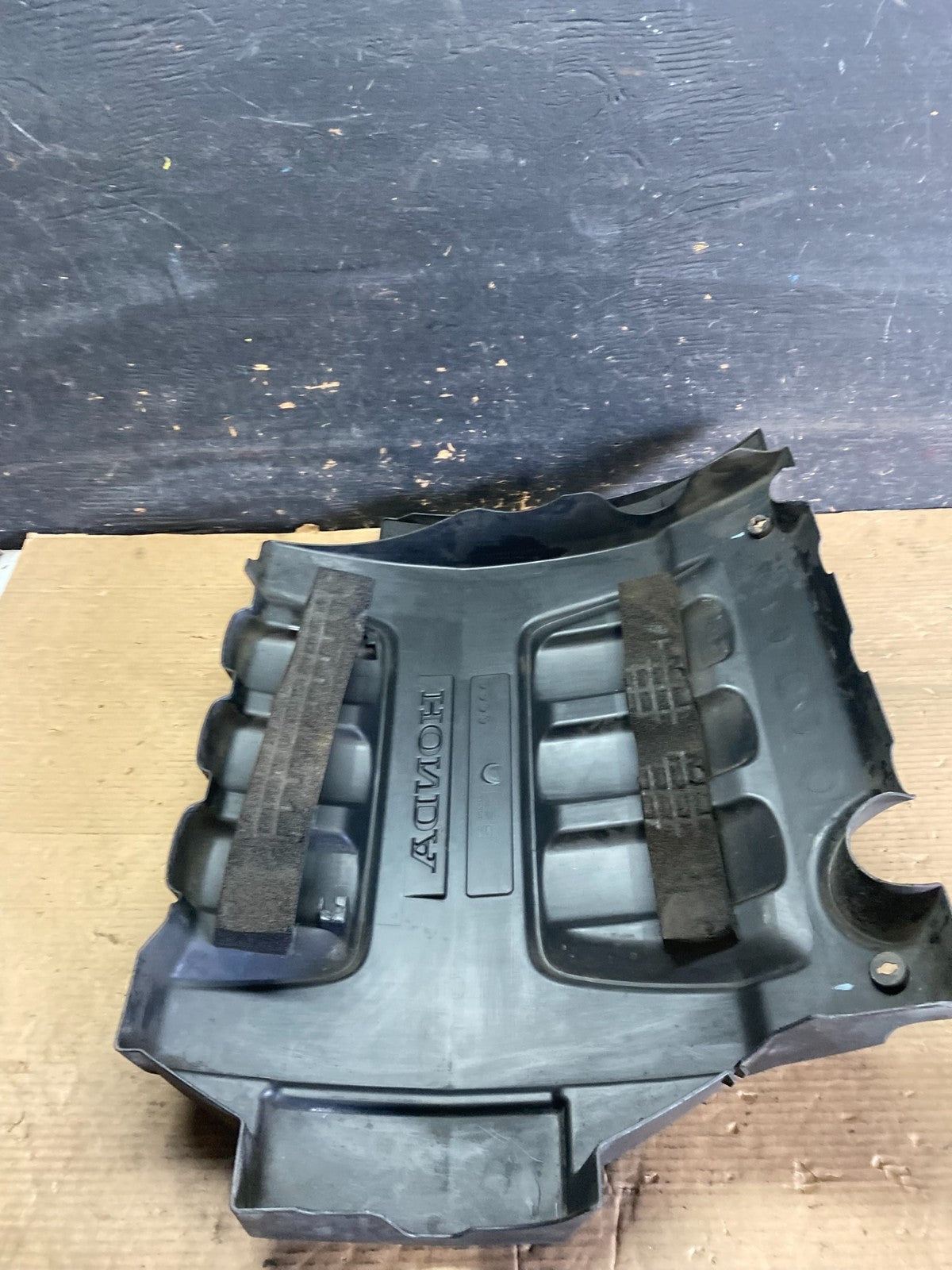 2005 to 2007 Honda Odyssey Black Engine Cover OEM R5094 DG6