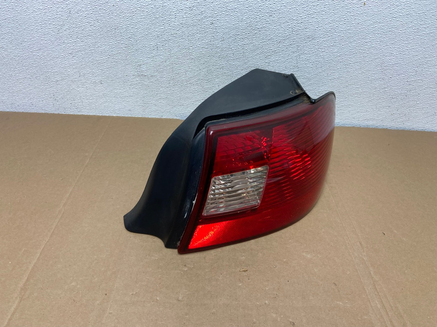 2000 - 2003 Mercury Sable Sedan Right Passenger Rh Side Tail Light Oem AC5571 LK2