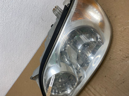 2002 to 2005 Kia Sedona Left Driver LH Side Headlight Oem AB6867 DW4
