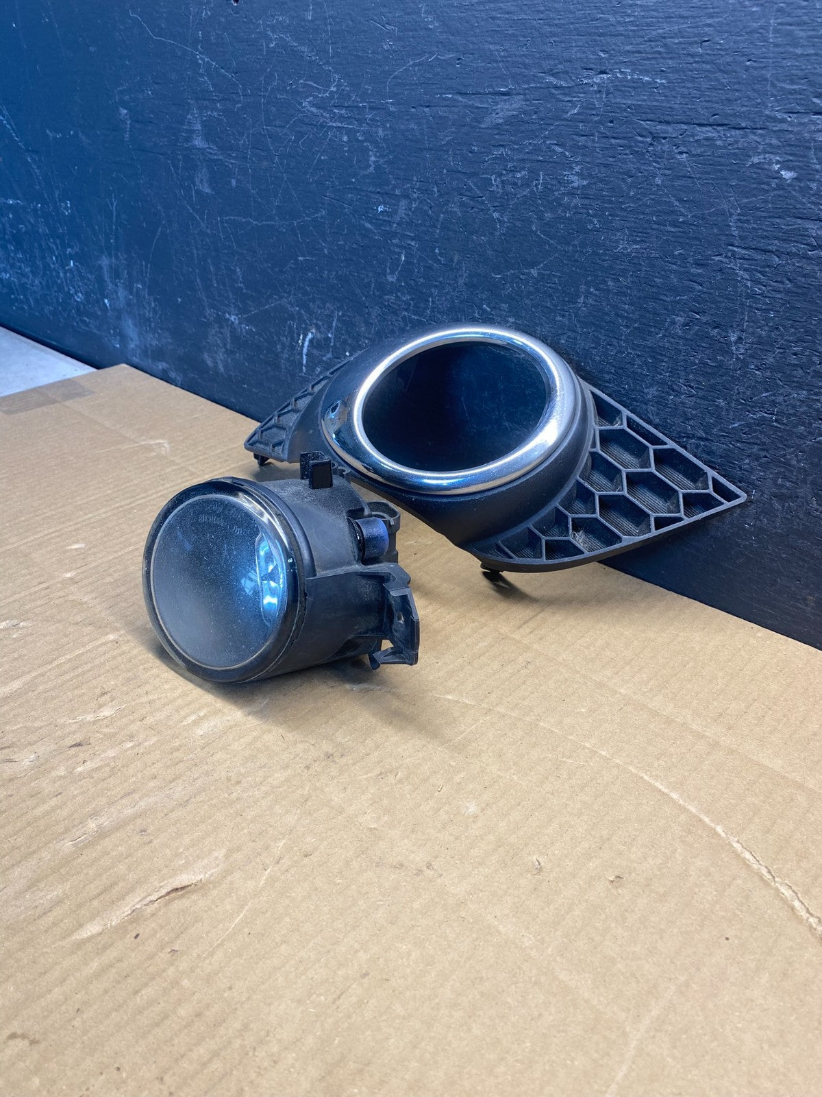 2013 - 2020 Infiniti QX60 JX35 Left Side Fog Lights AD48981