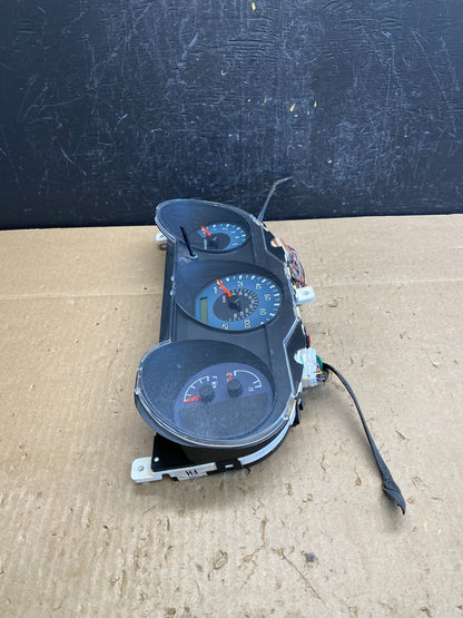 2002-2003 Nissan Pathfinder Xterra Cluster Speedometer Instrument ac6778 DG3