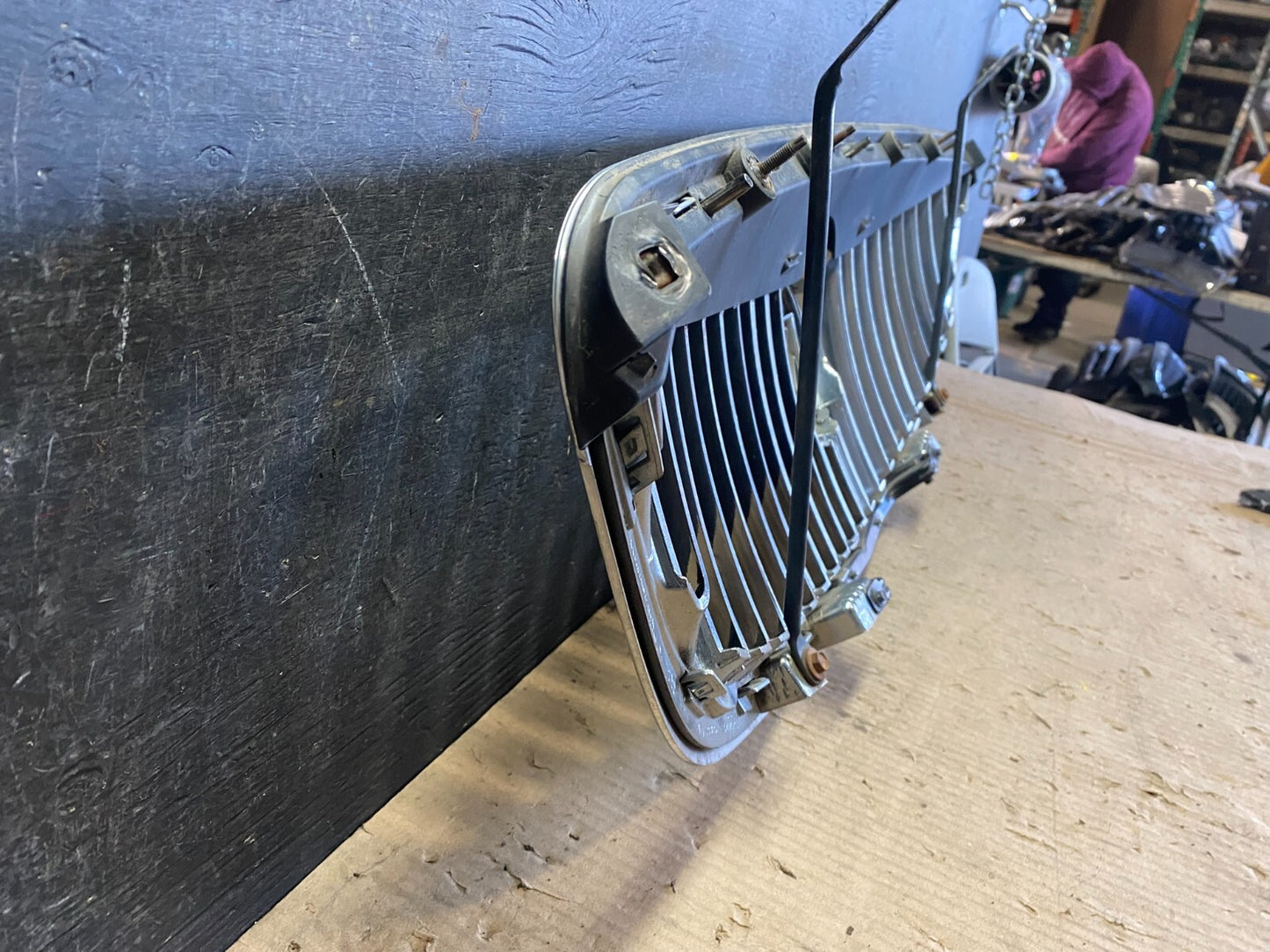 2008 to 2012 Buick Enclave Front Upper Grill Grille Oem J1041 DG8