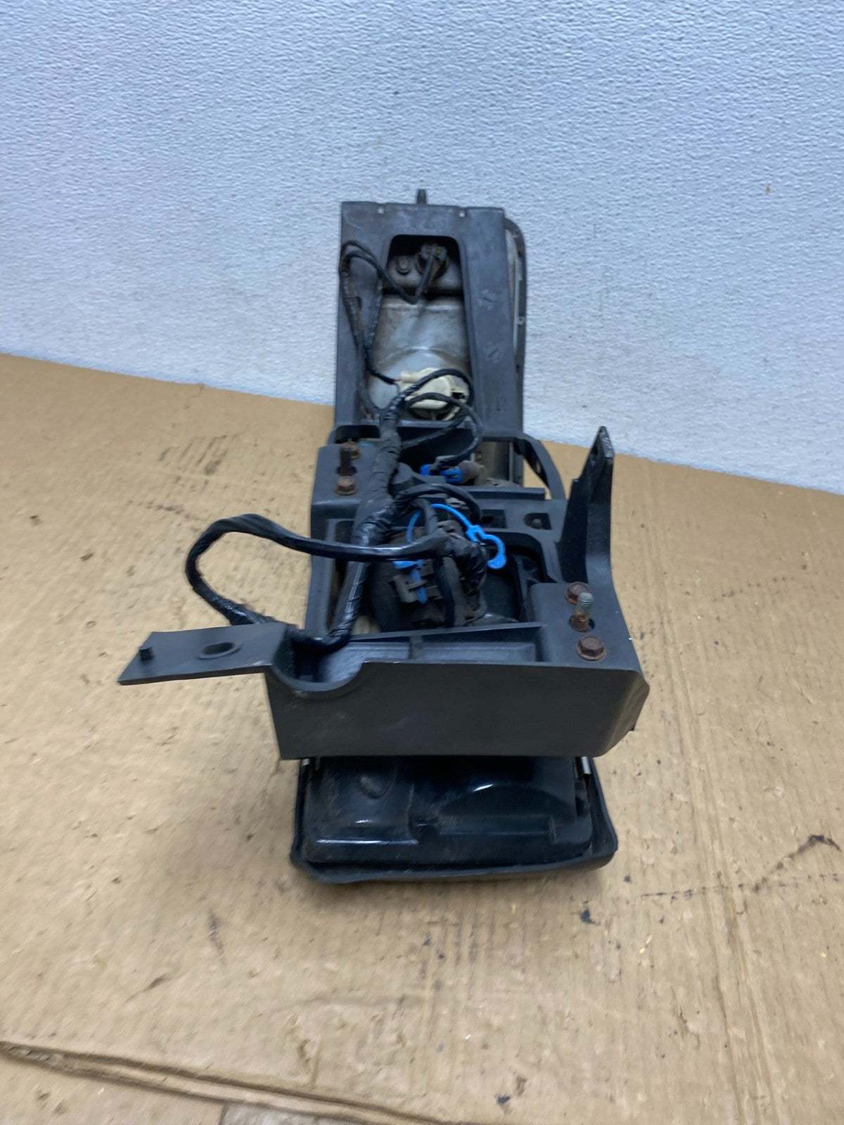 1994 1995 1996 Cadillac Deville Left Driver LH Headlight + Turn Signal AC8171 DW4