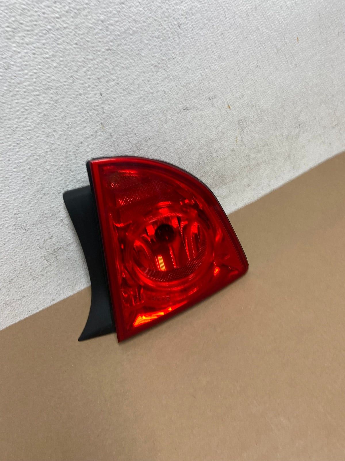 2008 2012 Chevrolet Malibu Right Passenger RH Side Tail Light AD6385 LK2