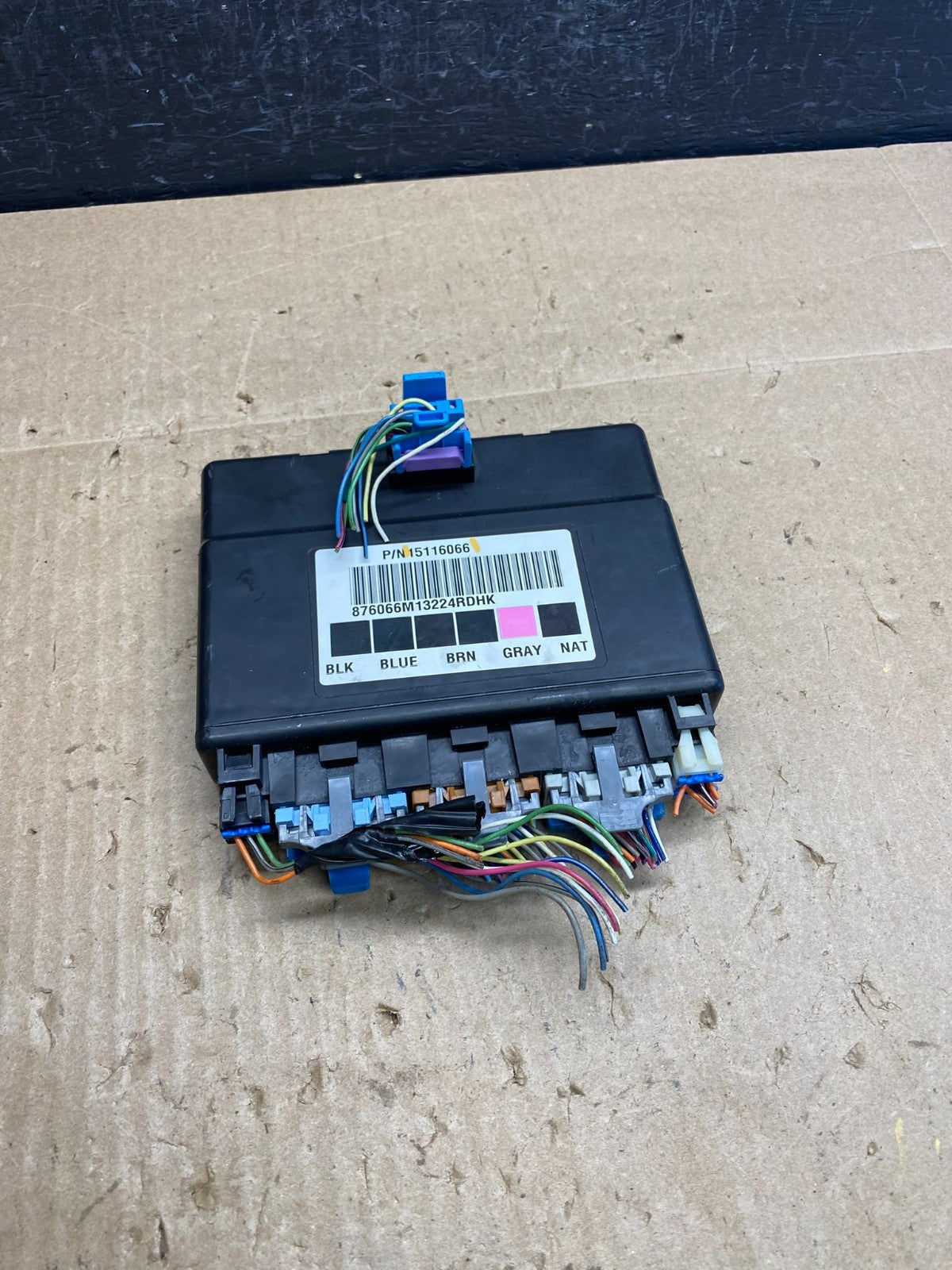 2003 - 2006 Chevrolet Avalanche Silverado Body Control BCM Module AC6752 DG4