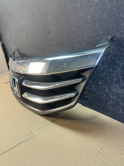 2011 to 2012 Honda Accord Sedan Front Upper Grill Grille AE3507 DG1