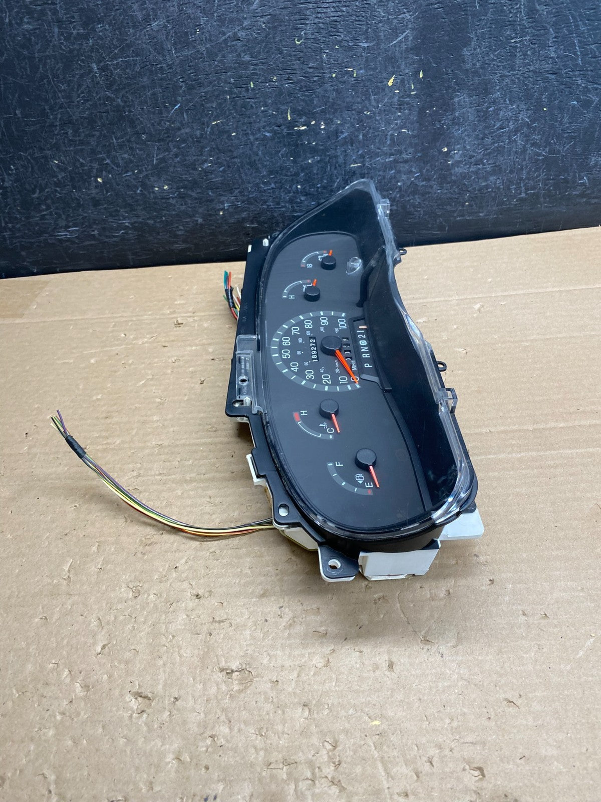 1997 to 2003 Ford E150 E250 VAN Gauge Speedometer Cluster AG6378 DG1