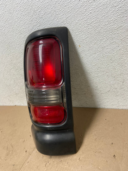 1994 to 2001 Dodge Ram 1500 Left Driver LH Tail Light AG5298 LK1