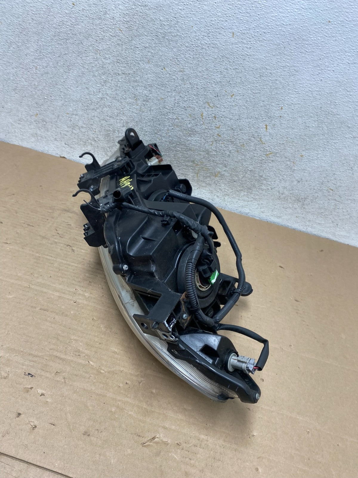 2011 to 2014 Nissan Murano Headlight Right Passenger Rh Halogen AH9434 DW5